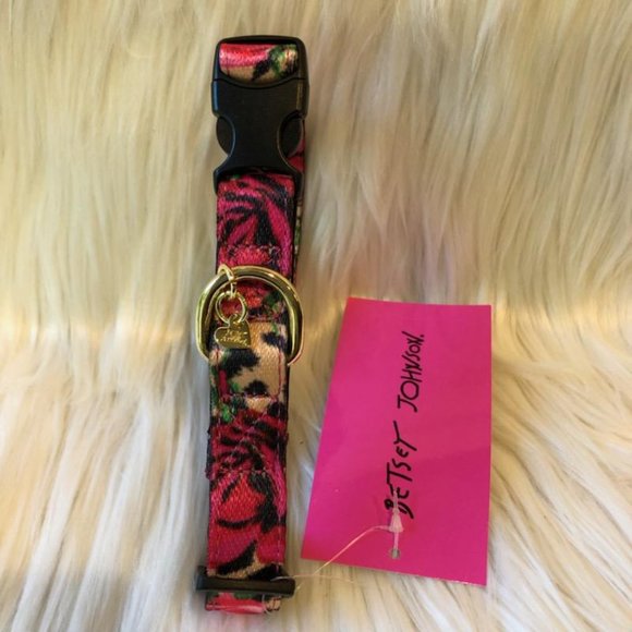 Betsey Johnson Leopard/Roses Dog Collar
